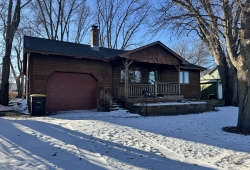 816 5th Street E-Blue Earth